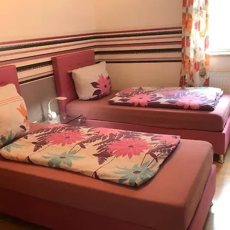 Direkt Im Herzen Von S9 Mit 115qm Und Grossem Balkon Appartamento Bayreuth