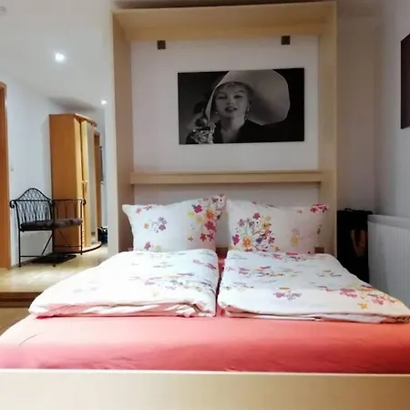 Apartment Direkt Im Herzen Von S9 Mit 115qm Und Grossem Balkon *